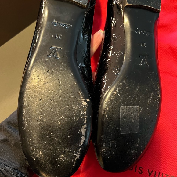 Louis Vuitton Claudia Flat Ballerina in a size 39 - worn only once. - Picture 4 of 8